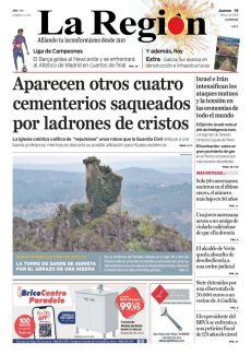 LA TORRE DE SANDE SE AGRIETA POR EL ABRAZO DE UNA HIEDRA